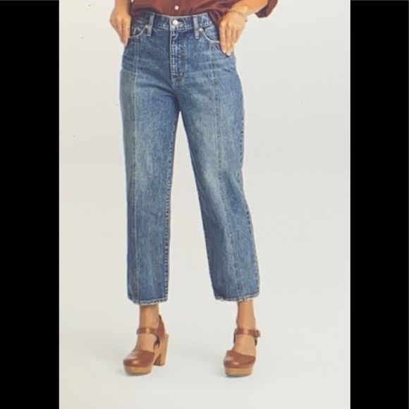 Universal Thread | Size 10L | Blue Denim Vintage Straight Frayed Hem Jeans NWT - Picture 1 of 14